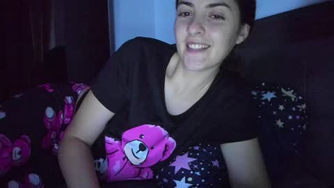 Snapshot of _just_a_simple_girl chatting on 12/03/24, 09:12 _just_a_simple_girl online show from 12/03/24, 09:12