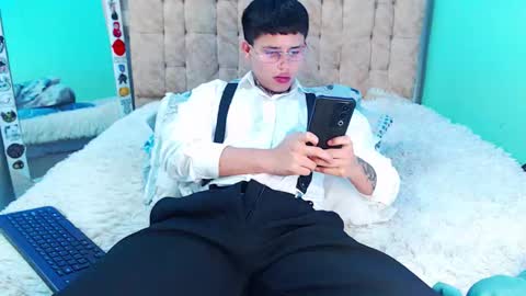 mod online show from 02/20/26, 05:04