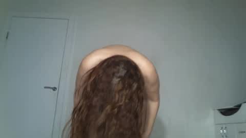 KAPELKA   online show from 01/31/26, 09:02