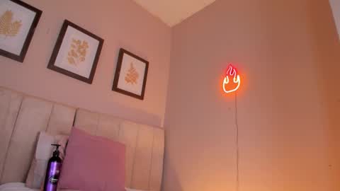 karol online show from 10/14/25, 06:31