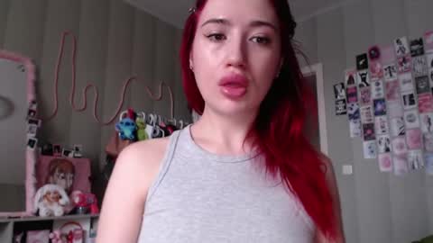 Snapshot of _katemiller_ chatting on 05/05/26, 04:42 katemiller online show from 05/05/26, 04:42