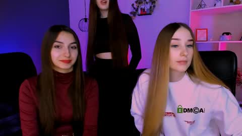 _kellykitten_ online show from 03/19/26, 09:46