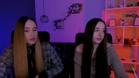 _kellykitten_ online show from 04/20/26, 09:01