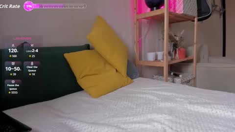 Kiara 0100 - 0700 UTC almost every day online show from 02/09/26, 07:45