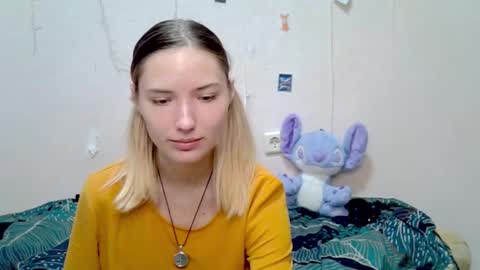Snapshot of _kikiclark_ chatting on 09/23/25, 03:15 _kikiclark_ online show from 09/23/25, 03:15
