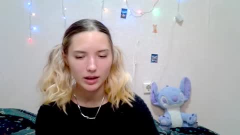 Snapshot of _kikiclark_ chatting on 09/24/25, 08:45 _kikiclark_ online show from 09/24/25, 08:45