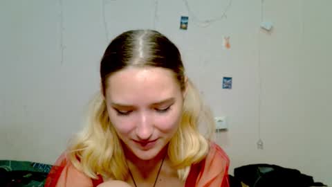 Snapshot of _kikiclark_ chatting on 09/26/25, 08:57 _kikiclark_ online show from 09/26/25, 08:57