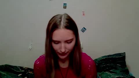 Snapshot of _kikiclark_ chatting on 10/21/25, 08:53 _kikiclark_ online show from 10/21/25, 08:53
