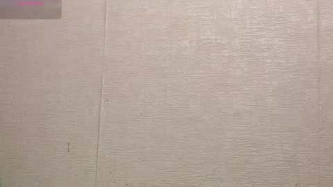_kikiclark_ online show from 05/20/26, 04:35
