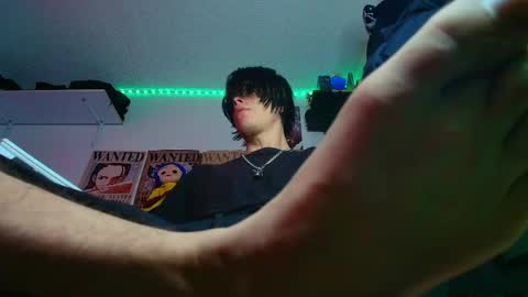 Snapshot of _kingshadows_ chatting on 05/19/26, 03:29 SHADOW online show from 05/19/26, 03:29