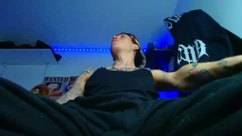 Snapshot of _kingshadows_ chatting on 07/02/26, 03:23 SHADOW online show from 07/02/26, 03:23
