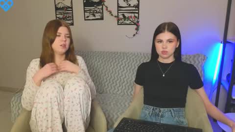 Snapshot of _kirieshka chatting on 02/21/25, 02:27 Molly Emily online show from 02/21/25, 02:27