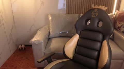 _kitten_1 online show from 01/17/26, 03:22