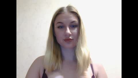 _kitty_joy online show from 04/28/26, 07:52