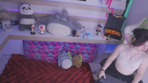 kitty online show from 02/05/25, 09:50