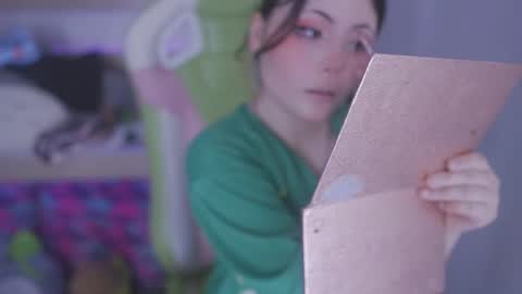 kitty online show from 02/06/25, 06:13