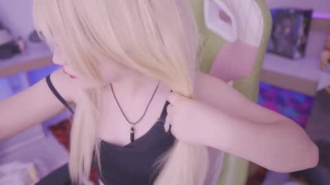 kitty online show from 02/07/25, 10:09