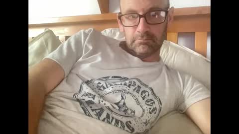 Kiwi online show from 11/18/25, 11:26