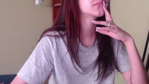 Snapshot of _kora chatting on 09/22/25, 10:28 Kora online show from 09/22/25, 10:28