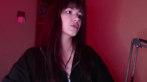 Snapshot of _kora chatting on 10/09/25, 02:26 Kora online show from 10/09/25, 02:26