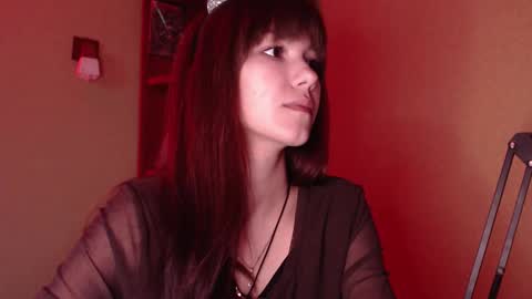 Snapshot of _kora chatting on 10/22/25, 04:07 Kora online show from 10/22/25, 04:07