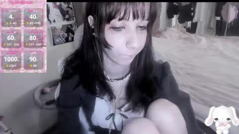  kuro  online show from 02/25/26, 07:51