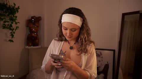 Not on OF Some stuff for sale  online show from 10/23/25, 03:28