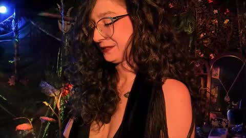 Snapshot of _lady_luna_ chatting on 03/03/26, 09:31 Lady Luna online show from 03/03/26, 09:31