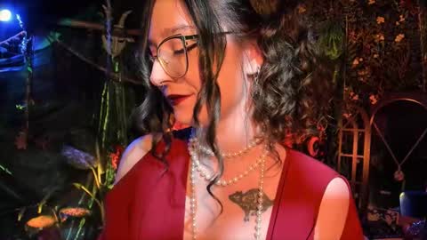 Snapshot of _lady_luna_ chatting on 03/06/26, 10:28 Lady Luna online show from 03/06/26, 10:28