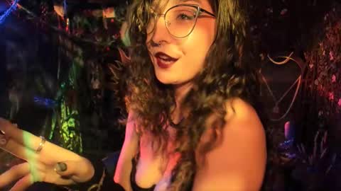 Snapshot of _lady_luna_ chatting on 03/16/26, 10:03 Lady Luna online show from 03/16/26, 10:03