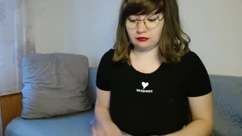 Snapshot of _lalilu_ chatting on 12/02/24, 05:26 _lalilu_ online show from 12/02/24, 05:26