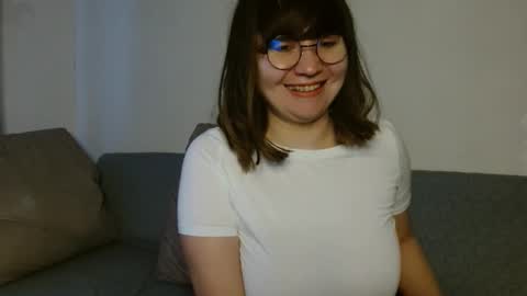 Snapshot of _lalilu_ chatting on 12/12/24, 10:24 _lalilu_ online show from 12/12/24, 10:24