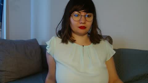 Snapshot of _lalilu_ chatting on 12/18/24, 11:13 _lalilu_ online show from 12/18/24, 11:13