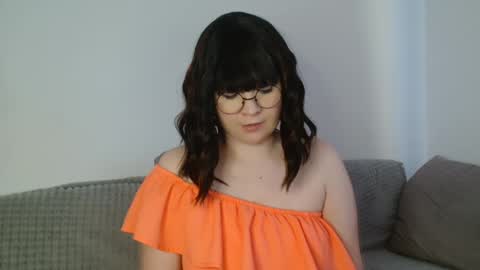 Snapshot of _lalilu_ chatting on 02/23/25, 05:23 _lalilu_ online show from 02/23/25, 05:23