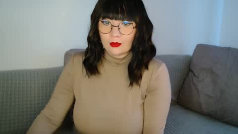 Snapshot of _lalilu_ chatting on 09/28/25, 02:44 _lalilu_ online show from 09/28/25, 02:44