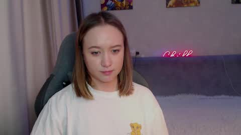 _lalune_ online show from 03/07/25, 06:02