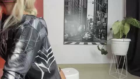 Agatha Arias IG  lapetitemort 1 online show from 09/10/25, 02:22