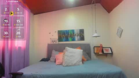 paulina  online show from 10/23/25, 06:50