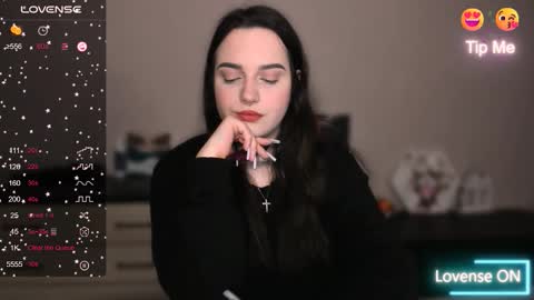 Snapshot of _latisha_ chatting on 10/15/25, 07:36 Latisha online show from 10/15/25, 07:36