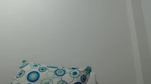 Lauren 3 online show from 12/15/24, 06:29