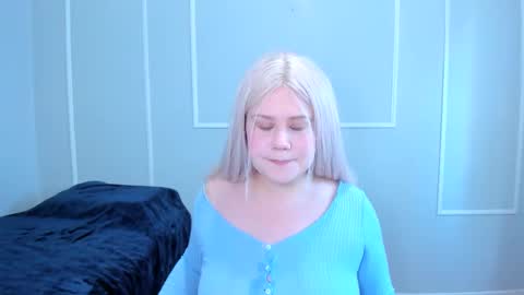 leana online show from 10/03/25, 03:53