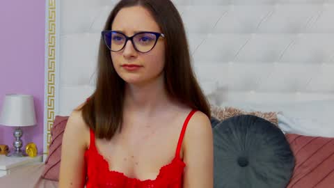 Lena Paul online show from 02/06/25, 05:35