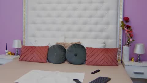 Lena Paul online show from 03/11/25, 04:43