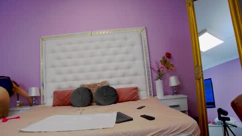 Lena Paul online show from 09/09/25, 04:01