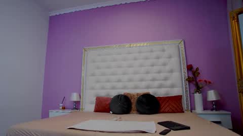 Lena Paul online show from 09/15/25, 04:01