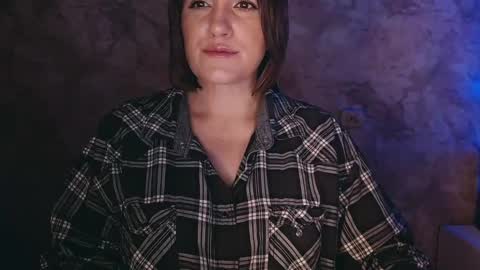 Snapshot of _letty_ chatting on 12/27/24, 09:00 Letty online show from 12/27/24, 09:00