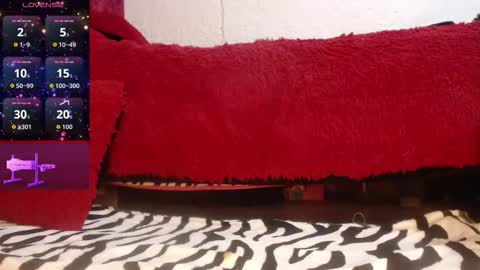 leyla online show from 10/21/25, 10:21