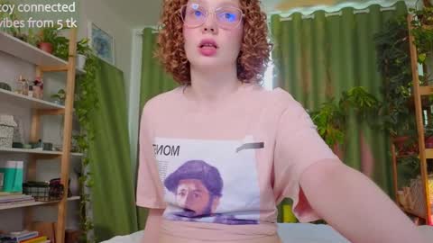 Snapshot of _lightmyfire chatting on 01/30/25, 09:25 Salome Lovense always on from 5 tk My content and your custom requests online show from 01/30/25, 09:25