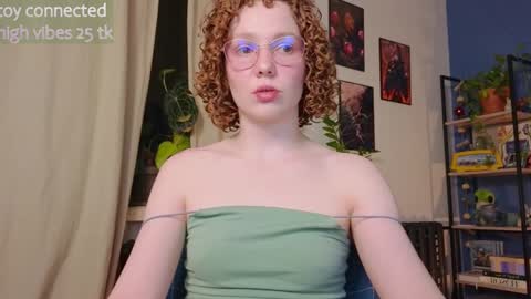 Snapshot of _lightmyfire chatting on 02/04/25, 01:45 Salome Lovense always on from 5 tk My content and your custom requests online show from 02/04/25, 01:45