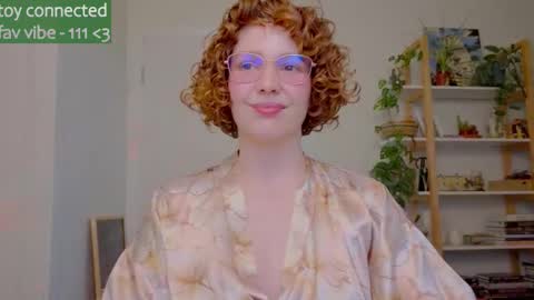 Snapshot of _lightmyfire chatting on 10/05/25, 06:12 Salome Lovense always on from 5 tk My content and your custom requests online show from 10/05/25, 06:12